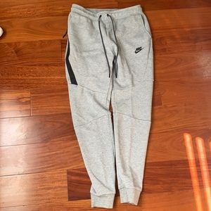 Nike Sportswear Tech Fleece
